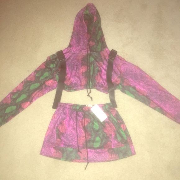 2 piece skirt set - Picture 1 of 2